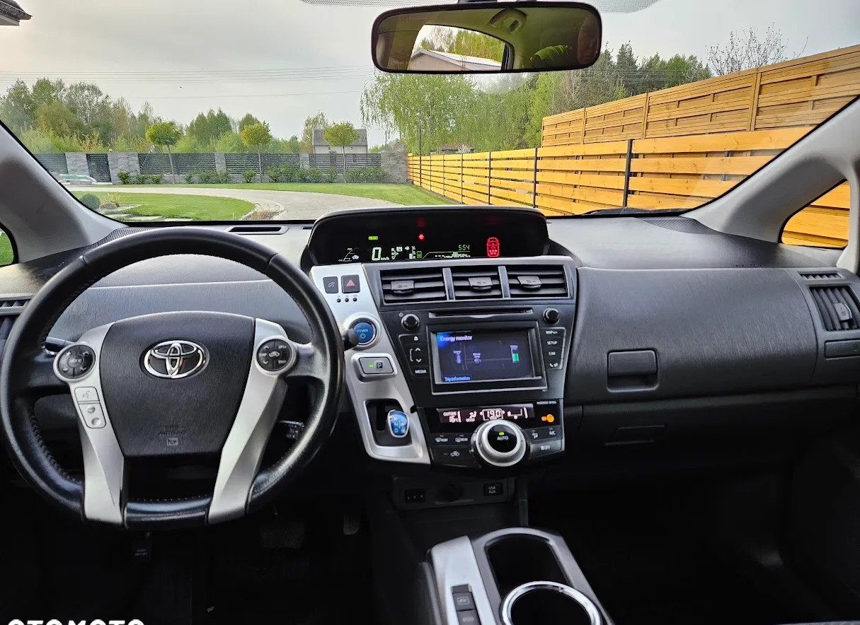 Toyota Prius+ cena 49800 przebieg: 280000, rok produkcji 2013 z Pionki małe 232